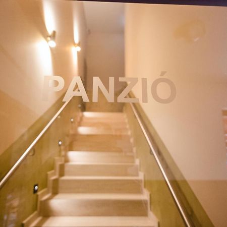 M5 Autopalya Eurobus Panzio 140,Km Kisteleki Lehajto Balástya Extérieur photo